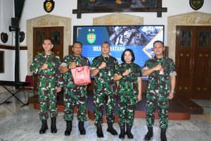 TNI AL, Komandan Lanal Bandung Hadiri Coffee Morning Dalam Rangka Jalin Silaturahmi dan Perkenalan Pejabat dan Staf Gartap II Bandung