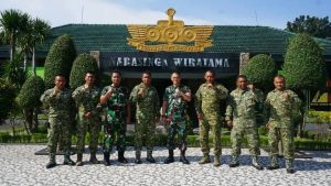 Alutsista Sarana Utama Dukung Tugas Pokok, Tim Binsis Alutsista Pusenkav Kunjungi Pangkalan Yonkav 8 Kostrad