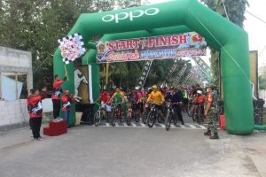 Tebar Kemeriahan Bersama Masyrakat Mojokerto, Mayangkara Gowes Peringati HUT Ke-62 Kostrad