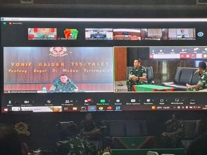 Dari Ufuk Timur Indonesia, Danyonif R 755 Boyong Piala Lomba Menulis Esai Terbaik Komandan Satuan Infanteri