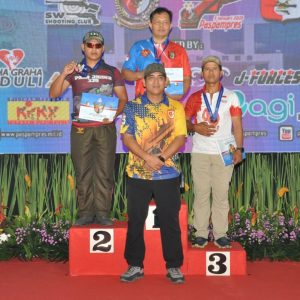 Dua Kali Naik Podium Sabet Juara, Prajurit Yonif PR 330 Kostrad Ikuti Lomba Menembak Danpaspampres 2023