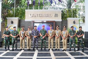 DANLANTAMAL III : JADILAH TARUNA AAL YANG MENJADI CIKAL BAKAL PEMIMPIN BANGSA YANG BIJAK, LOYAL DAN PEKERJA KERAS
