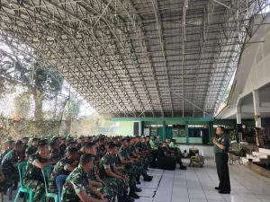 Disiplin dan Taat Hukum Hindari Pelanggaran, Keluarga Besar Yonkes Divif 1 Kostrad Terima Pencerahan Tentang Hukum