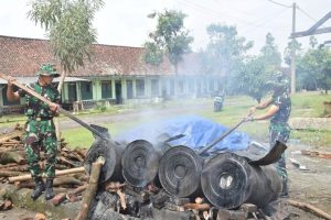 Pangkalan Aman dan Nyaman, Yonzipur 9 Kostrad Perbaiki Infrastruktur Jalan Asrama