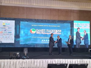 Penghargaan 2 Gelar 4 Star Diamond Kategory The Best IT Human Capital Development 2023 (Local Banking Industries) Sukses Diraih PT. Bank Pembangunan Daerah Kalimantan Tengah Di Acara Penghargaan Digital  Technology & Innovation Award 2023