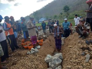 Wujudkan Impian Sang Ibu, Sertu Adhamuddin Rela Sisihkan Gaji Demi Bangun Mushalla