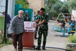 Taman Bermain Anak-Anak Menjadi Sasaran Karya Bakti Prajurit Yonif Mekanis 320 yang Tergabung Satgas Yonmek XXIII-Q/Unifil