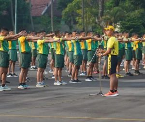 Pulihkan Fisik Tetap Bugar, Lari 3K Bersama Pangdivif 1 Kostrad
