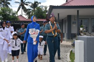 Letnan Kolonel Laut (P) Gita Muharam Resmi Jabat Komandan Lanal Bintan