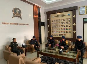Solid TNI-POLRI, Sat Brimob Surakarta Kunjungi Brigif MR 6 Kostrad