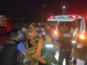 Gerak Cepat, Prajurit Posal Lampulo Lanal Sabang Evakuasi Crew Kapal MV. Majestic Island Di Selat Benggala Aceh