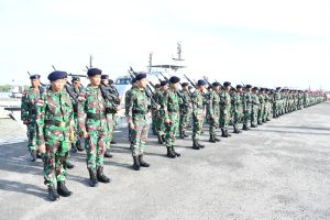 Asisten Perencanaan Danlantamal I Belawan Pimpin Upacara Penaikan Bendera