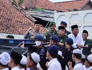 Kesatria Pasopati mengikuti Kirab Merah Putih dan Maulid Akbar Kab. Purwakarta, Ajang Silaturahmi Ulama Umaro TNI Polri