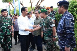 Kasad Dampingi Presiden Pada Acara Puncak Penanaman Mangrove Nasional