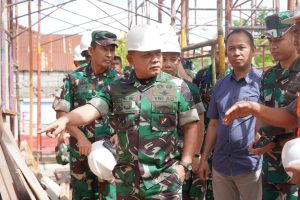 Kasad Tinjau Pembangunan RST TK III Dr. Reksodiwiryo Padang