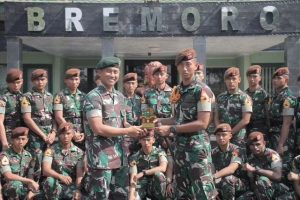 Timba Ilmu di Satuan Kostrad, Taruna Akmil Tk III OJT di Yonif MR 413 Kostrad