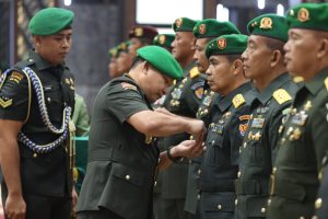 Kasad Pimpin Serah Terima Enam Jabatan Strategis di TNI AD