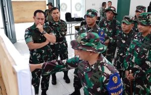Wakasad Tinjau Latihan Pra Tugas Yonif Para Raider 330/Tri Darma