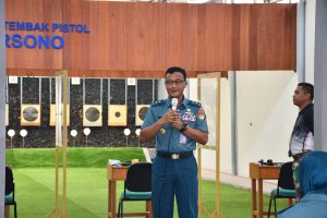 LANTAMAL III JAKARTA LAKSANAKAN LATIHAN BERSAMA MENEMBAK PISTOL DENGAN KEPALA STAF KOARMADA RI