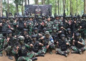 Pangdivif 1 Kostrad Mayjen TNI Bobby Rinal Makmun, S.I.P. Tinjau Latihan Pratugas Satgas Yonif Para Raider 330/Tri Dharma