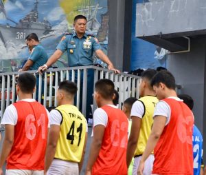 DANLANTAMAL III JAKARTA TINJAU PELAKSANAAN TES GARJAS CATAR AAL HARI KEDUA