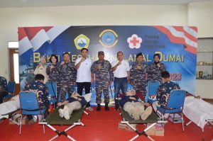 TNI AL Lanal Dumai Gelar Bakti Kesehatan Dalam Rangka Hari Donor Darah Sedunia Tahun 2023