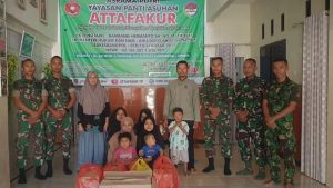 Tebar Kebahagiaan di Panti Asuhan, Yonif R 509 Kostrad Sambangi Yayasan Panti Asuhan Attafakur Jember