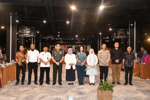 Komandan Lanal Bandung Hadiri Rapat Pleno Terbuka Rekapitulasi Daftar Pemilih Tetap (DPT) Pemilihan Umum Tahun 2024 Kota Bandung