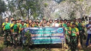 Peduli Lingkungan Sekitar, Prajurit Yonarhanud 2 Kostrad Melaksanakan Karya Bakti