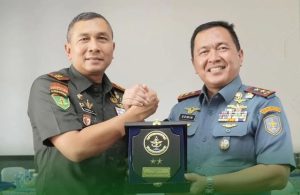 Pangdivif 3 Kostrad Audensi ke Satuan Komando Lintas Laut Militer 3