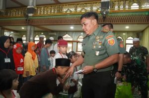 Divif 1 Kostrad Gelar Doa Bersama dan Santuni Anak Yatim