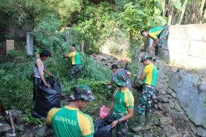 Brigif Para Raider 17 Kostrad Gelar Karya Bakti Bersama Masyarakat