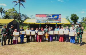 Guntur Geni Peduli, Prajurit Yonarmed 11 Kostrad Berbagi Sembako di Sekitar Daerah Latihan