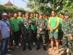 Prajurit Yonarmed 9 Mengasah Silaturrahmi dengan PT. Eastwest Seed Purwakarta