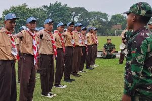 Prajurit Perhubungan Kostrad Tanamkan Disiplin Siswa LDKS Kelas 10 SMK Putra Bangsa