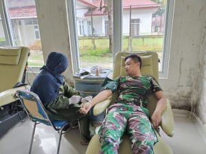 Gerak Cepat, Pangkalan TNI AL Simeulue Tanggapi Kebutuhan Darurat Darah Untuk Pasien Operasi