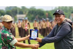 Wadan Denkonharstal Perhubungan Kostrad Tutup LDKS SMK Putra Bangsa