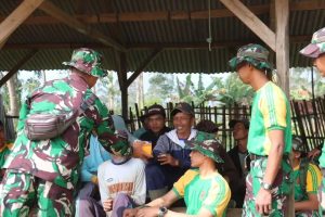 Kerja Bakti Bersama, Wujud Sinergitas Antara Yonif Raider 303 Divif 1 Kostrad dan Rakyat