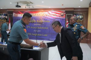 DANLANTAMAL III JAKARTA HADIRI PENANDATANGANAN KERJA SAMA ANTARA TNI AL DENGAN PT AVAVA INDONESIA
