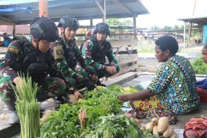 Pasukan Pandawa Kostrad, Bantu Dongkrak Perekonomian Masyarakat Papua