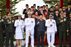 Komandan dan Prajurit Lanal Bandung Ikuti Upacara HUT Ke-78 Kemerdekaan Republik Indonesia Tingkat Provinsi Jawa Barat Tahun 2023