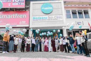 “Madeena Skin Clinic” Kini Hadir di Bintaro: Siap Memberikan Pelayanan Prima Perawatan Kulit bagi Muslimah dengan Harga Kompetitif