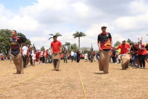 Dalam Rangka Memeriahkan Peringatan HUT Ke-78 Republik Indonesia, Divif 2 Kostrad Menggelar Berbagai Perlombaan