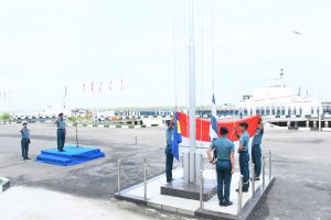 Lantamal I Laksanakan Upacara Bendera di Lapangan Apel Mako