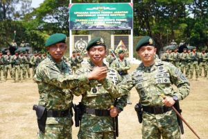 Pangdivif 2 Kostrad Pimpin Upacara Serah Terima Jabatan Danyonkav 8 Kostrad dan Tradisi Laporan Korps Pamen Divif 2 Kostrad