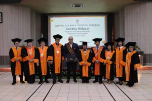 Komandan Lanal Bandung Sebagai Tim Penguji IV Pada Ujian Terbuka Program Doktor Pariwisata Trisakti TA. 2022-2023