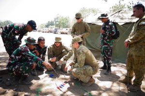 Asah Kemampuan dan Naluri Tempur, Prajurit Yonkav 8 Kostrad Laksanakan Briefing