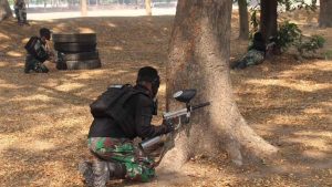 Asah Kemampuan dan Strategi Kesatria Mayangkara dengan Olahraga Paintball