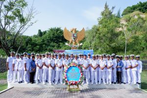 Prajurit Lanal Lhokseumawe Laksanakan Ziarah Rombongan di TMPN Kota Lhokseumawe