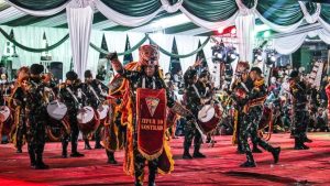 Prajurit Batalyon Zeni Tempur 10 Kostrad Ikut Memeriahkan Acara Hari Jadi Kota Probolinggo Ke-664